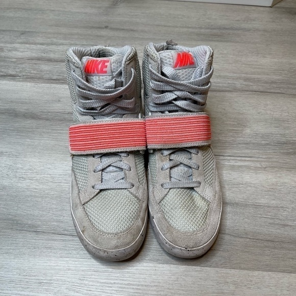 Nike SkyStepper Strap Pure Platinum Atomic Red Basketball Shoes Sneakers 9.5 - Picture 4 of 11